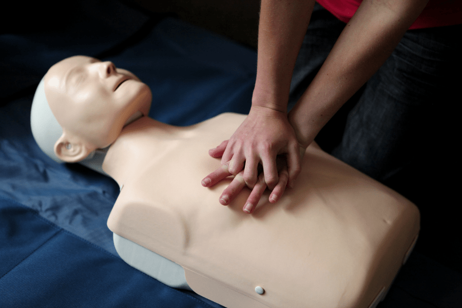 İlk Yardım ABC'si Aşama C- Kalp Masajı CPR Tekniği
